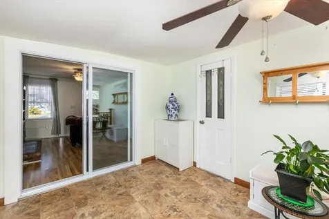 648 Mast Road Goffstown NH 03045