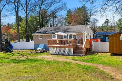 15 Bradford Drive Merrimack NH 03054