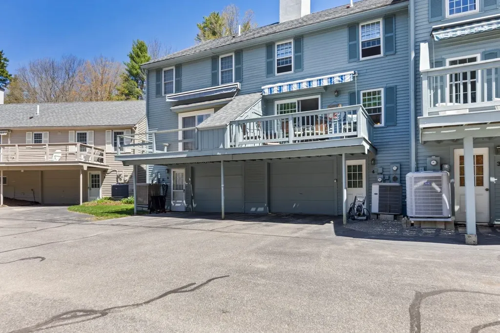 4 Governor Square Peterborough NH 03458