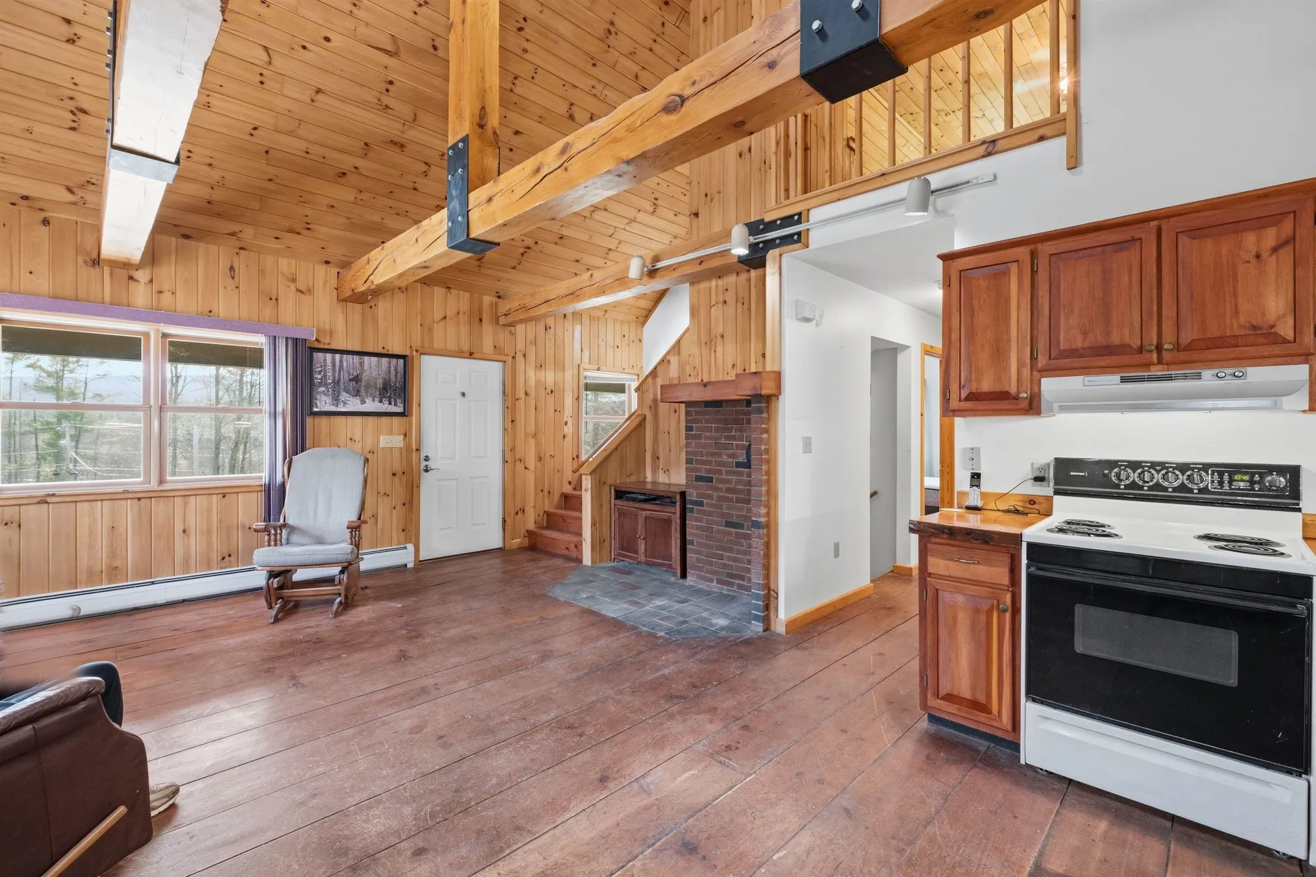 218 E Side Road Wentworth NH 03282