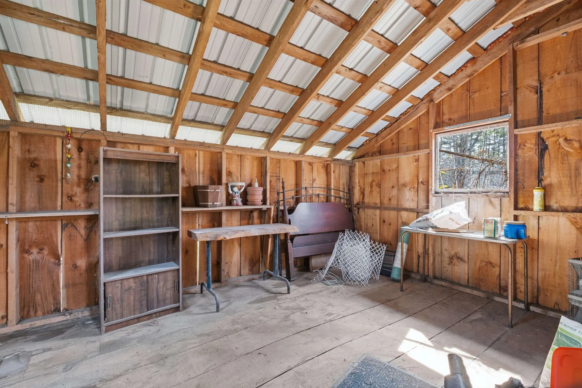 218 E Side Road Wentworth NH 03282