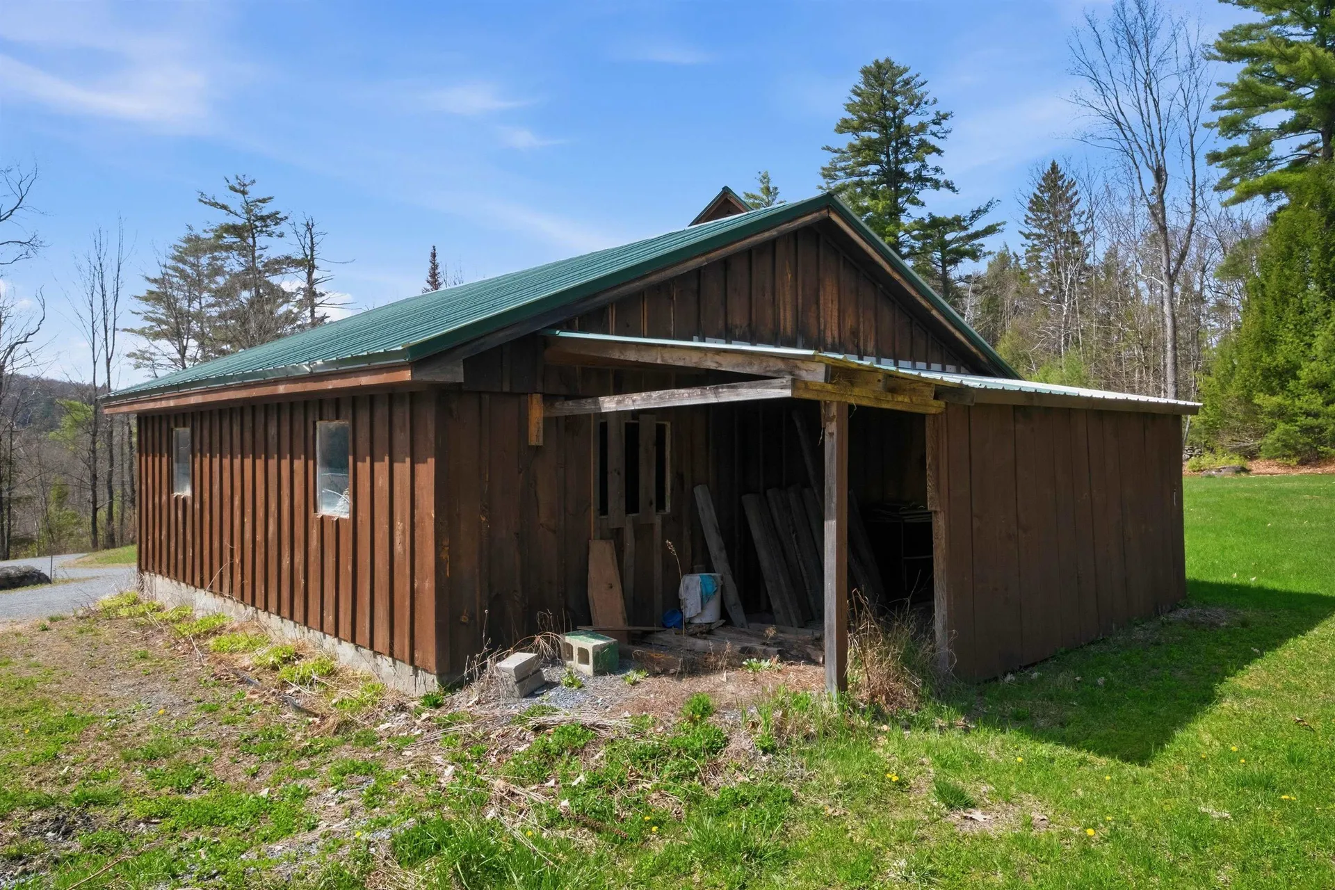 218 E Side Road Wentworth NH 03282