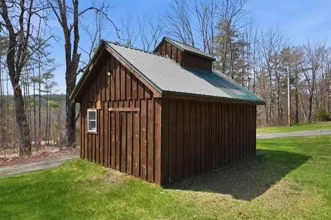 218 E Side Road Wentworth NH 03282