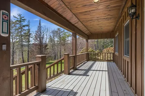 218 E Side Road Wentworth NH 03282