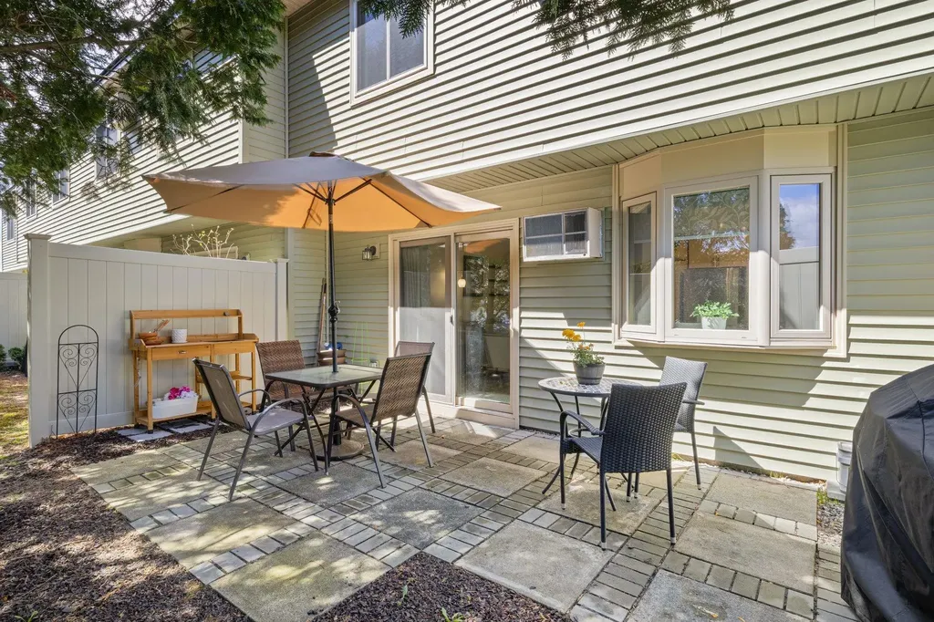 31 Tideview Drive Dover NH 03820