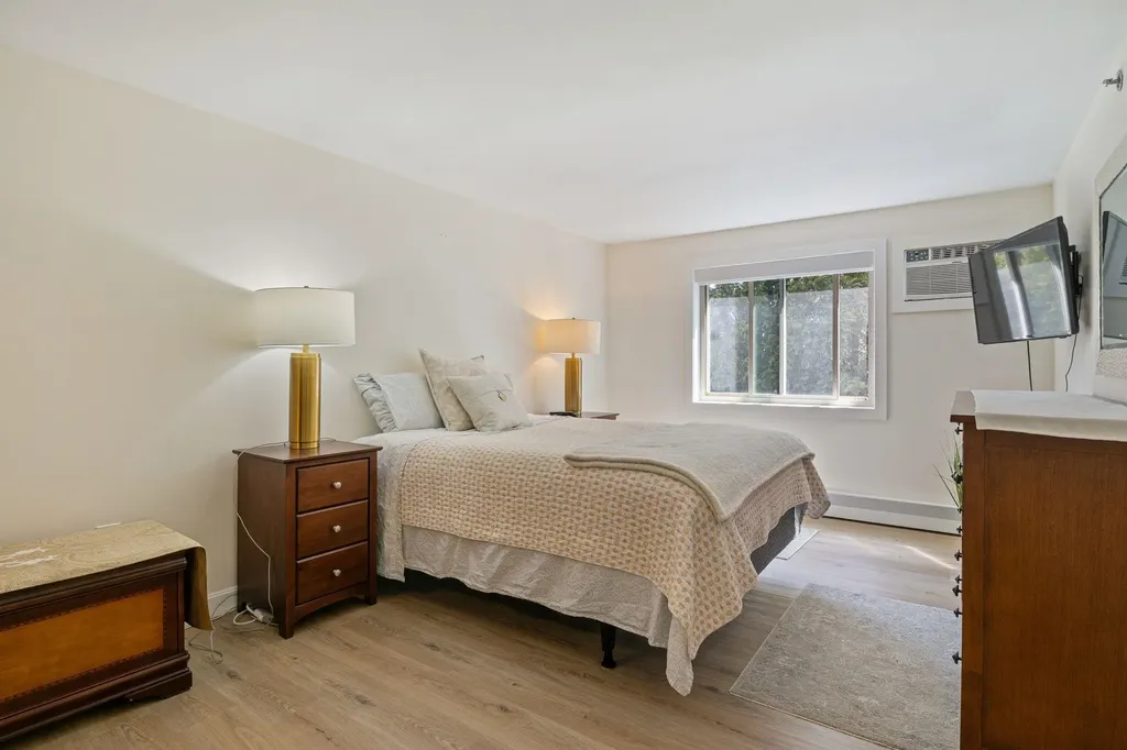 31 Tideview Drive Dover NH 03820