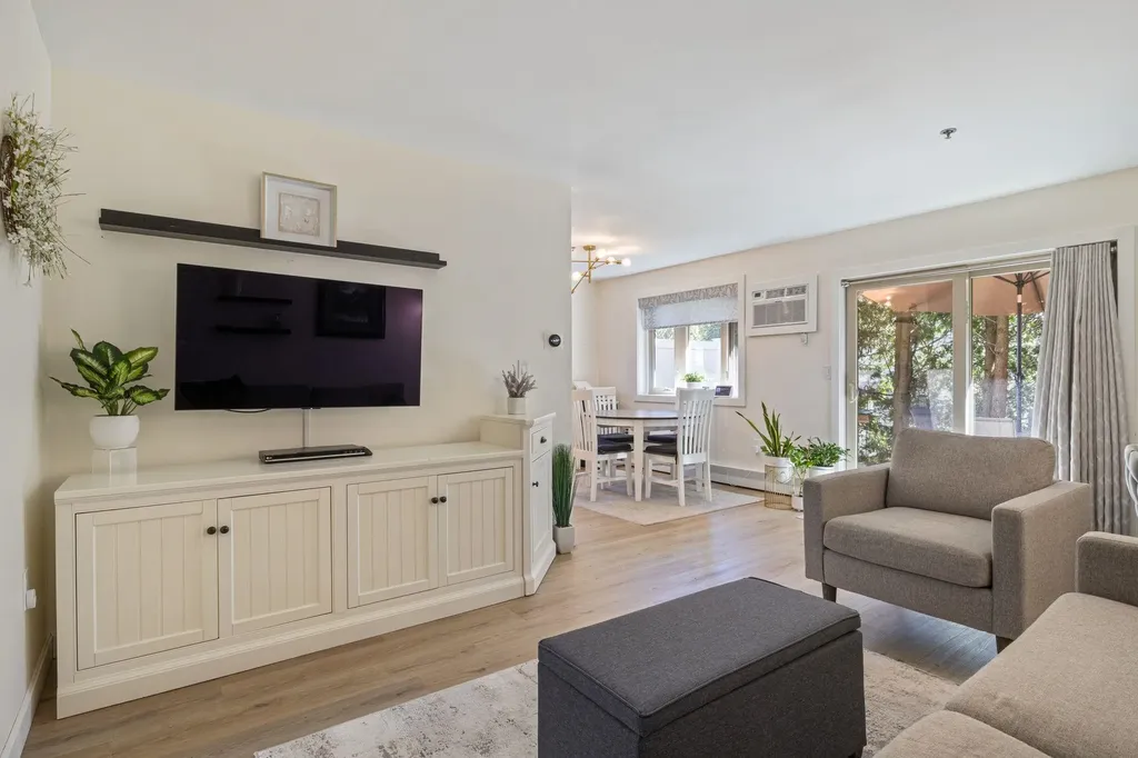 31 Tideview Drive Dover NH 03820