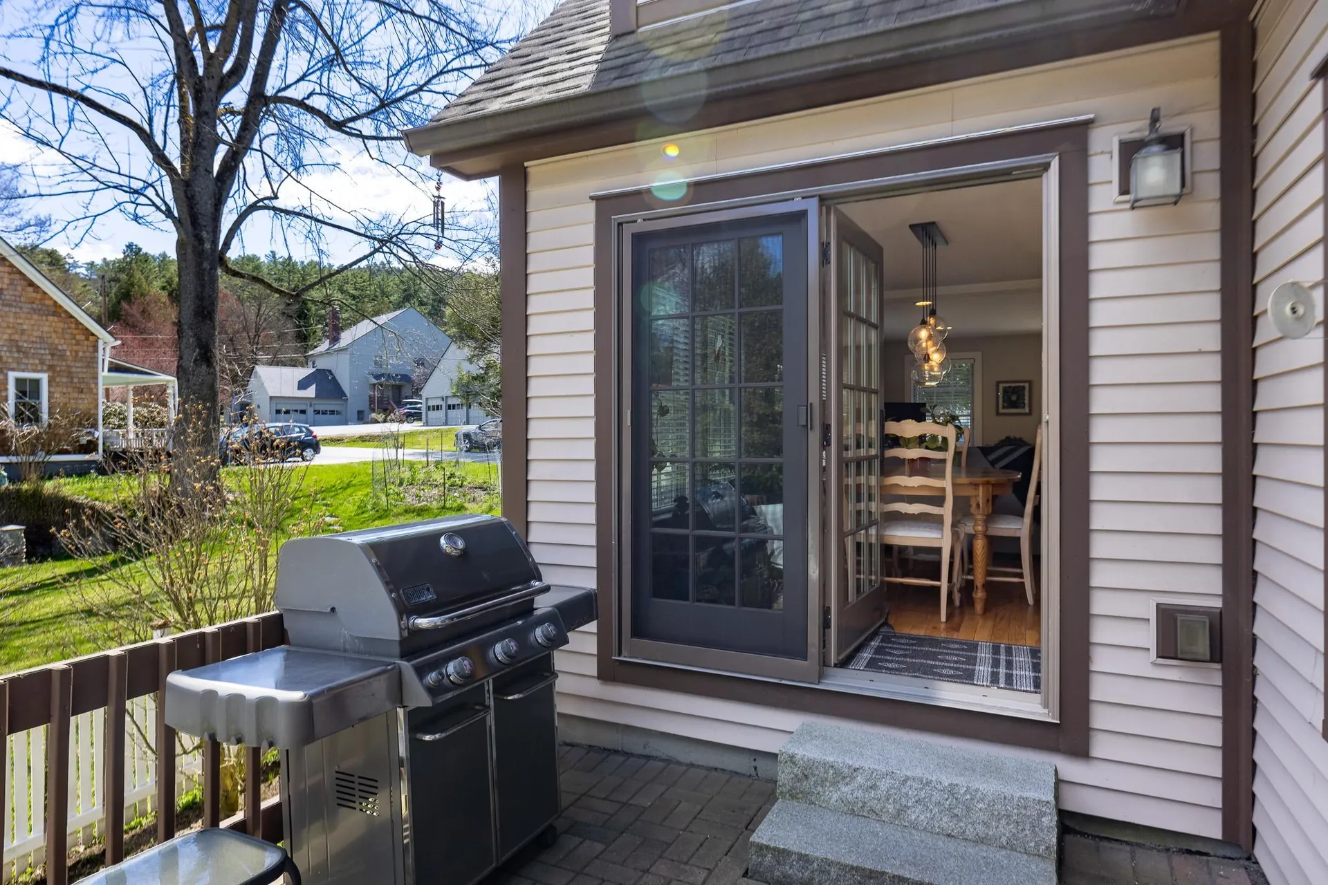 8 Fairview Avenue Hanover NH 03755