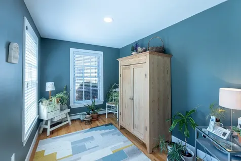 8 Fairview Avenue Hanover NH 03755