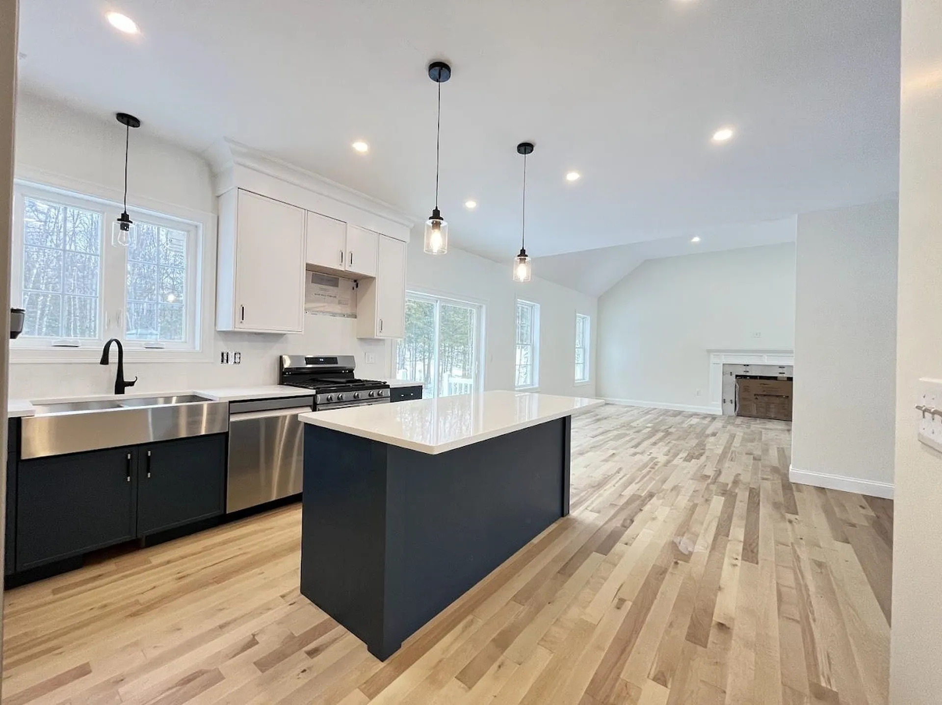 25 Blaisdell Court Raymond NH 03077