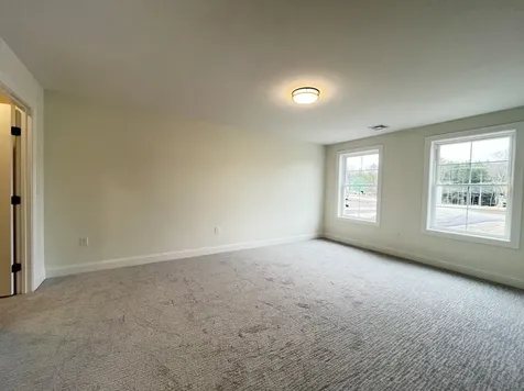 25 Blaisdell Court Raymond NH 03077