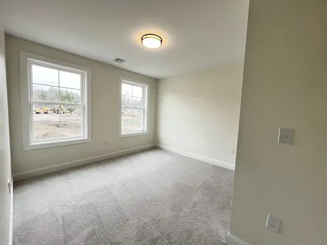 25 Blaisdell Court Raymond NH 03077