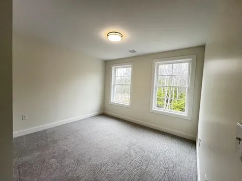 25 Blaisdell Court Raymond NH 03077