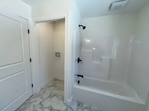 25 Blaisdell Court Raymond NH 03077