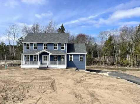 25 Blaisdell Court Raymond NH 03077