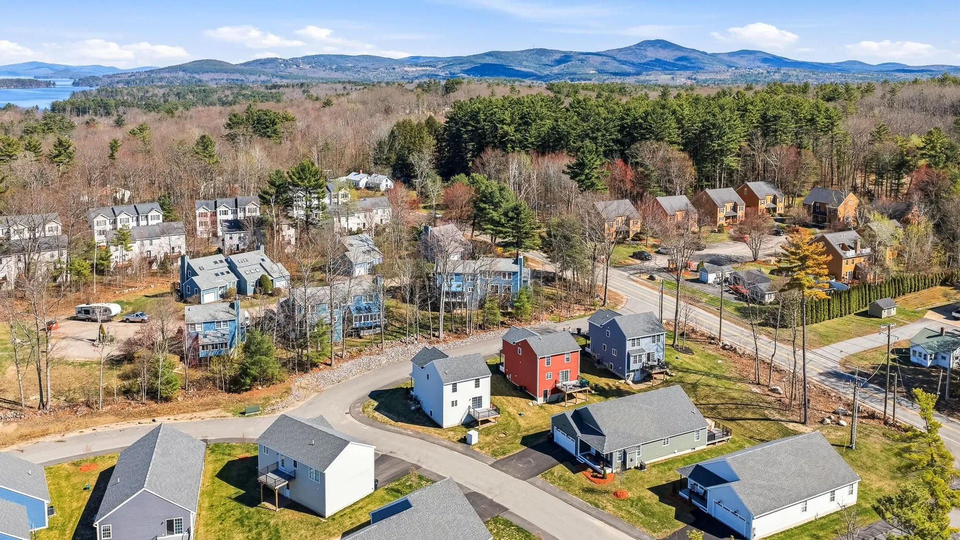 7 Wren Lane Laconia NH 03246