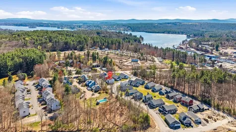 7 Wren Lane Laconia NH 03246