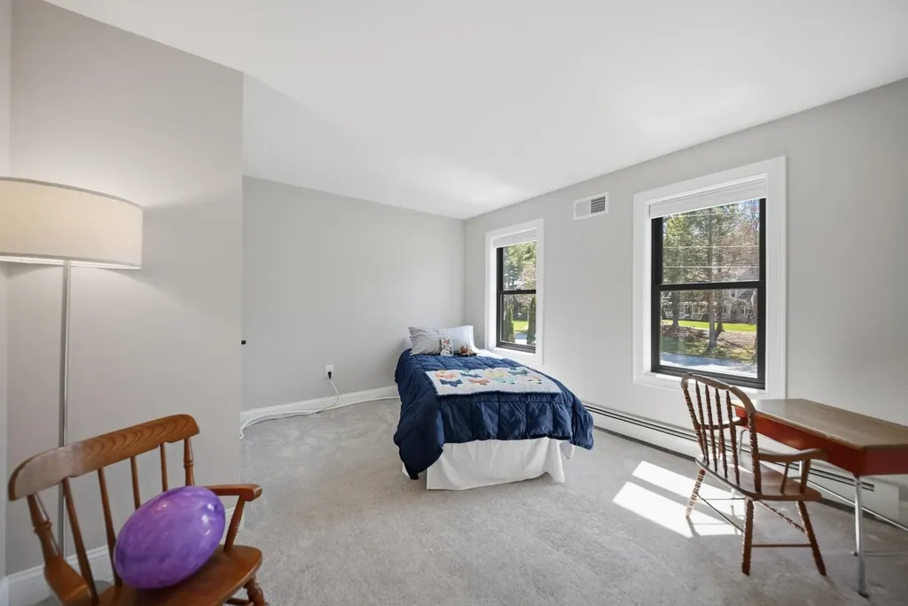 80 Karlin Road Fremont NH 03044