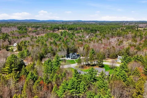 80 Karlin Road Fremont NH 03044