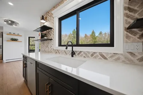80 Karlin Road Fremont NH 03044