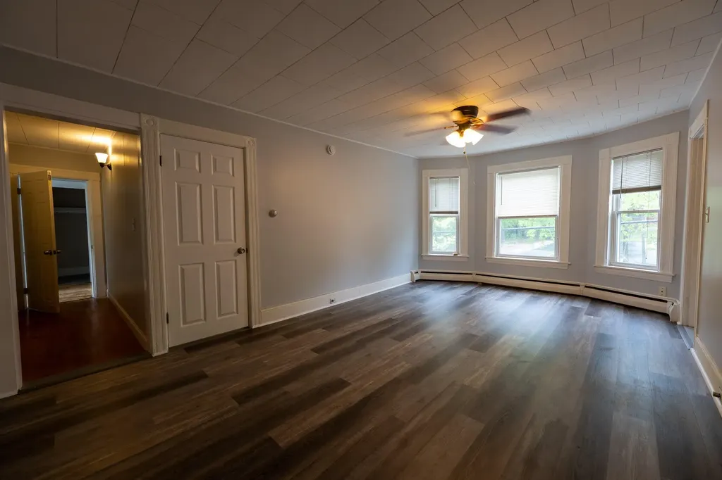 125 Tarrytown Road Manchester NH 03103