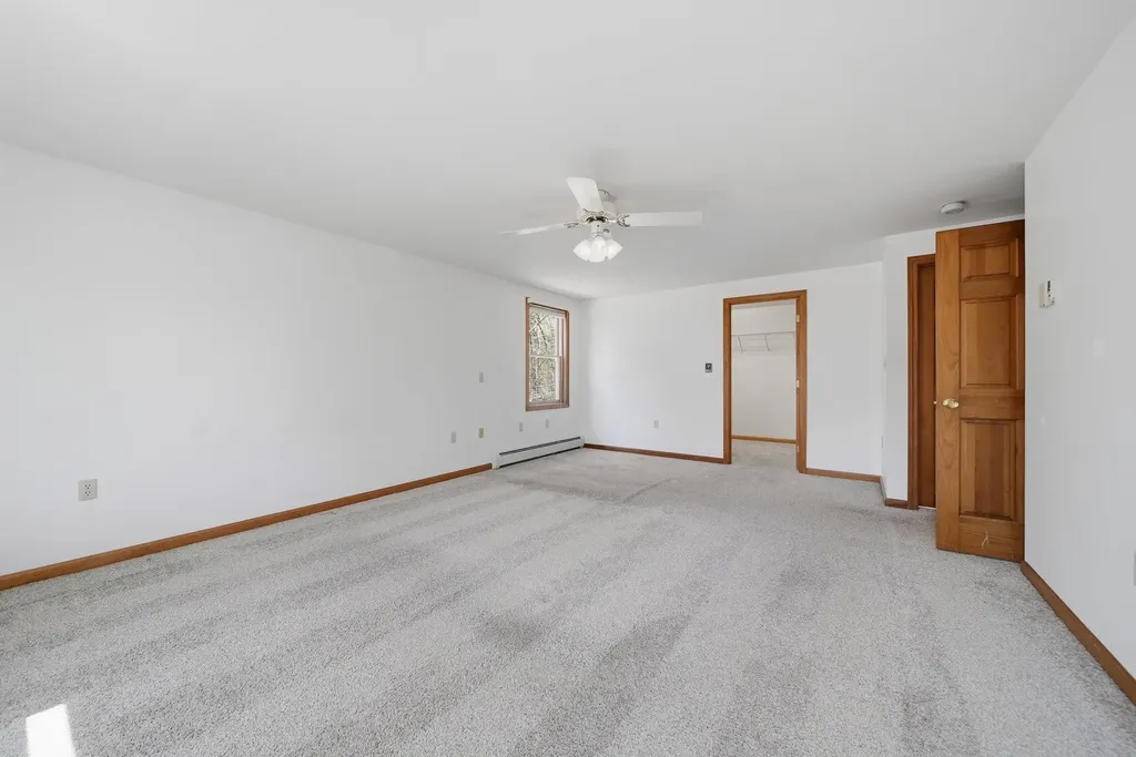 160 Copp Drive Fremont NH 03044