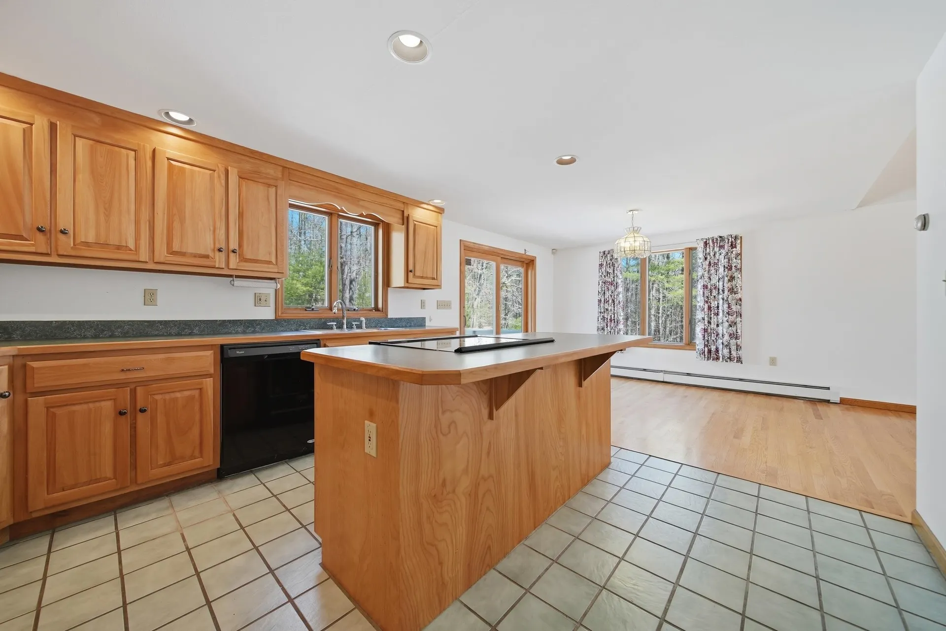 160 Copp Drive Fremont NH 03044