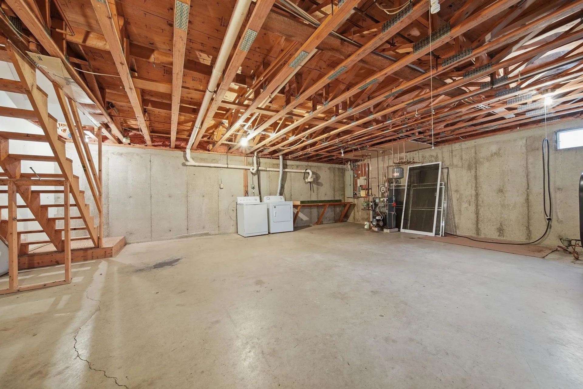 160 Copp Drive Fremont NH 03044