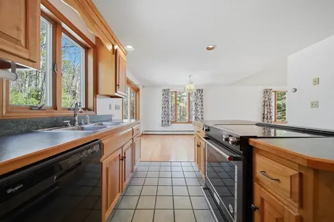 160 Copp Drive Fremont NH 03044