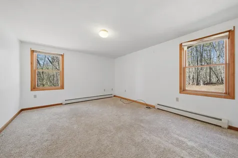 160 Copp Drive Fremont NH 03044