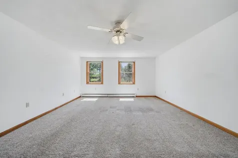 160 Copp Drive Fremont NH 03044