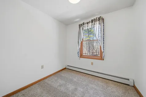 160 Copp Drive Fremont NH 03044