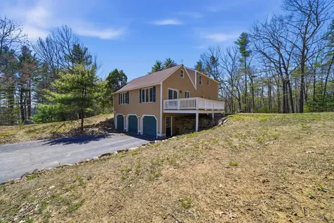 160 Copp Drive Fremont NH 03044
