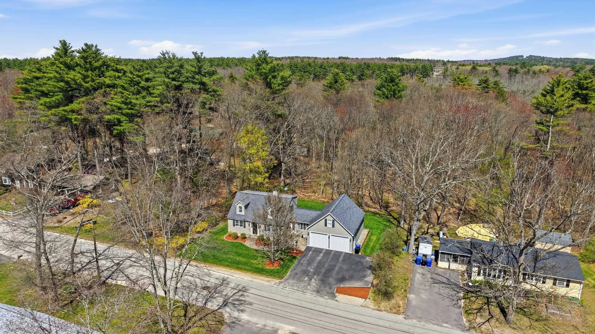 7 Vernon Street Hudson NH 03051