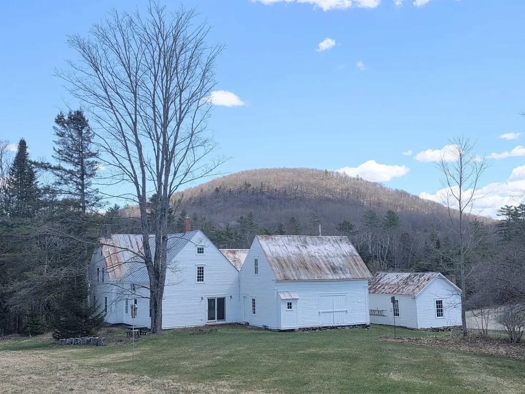 717 Remick Road Waterford VT 05819
