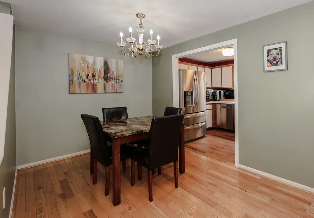 38 Winterwood Drive Londonderry NH 03053