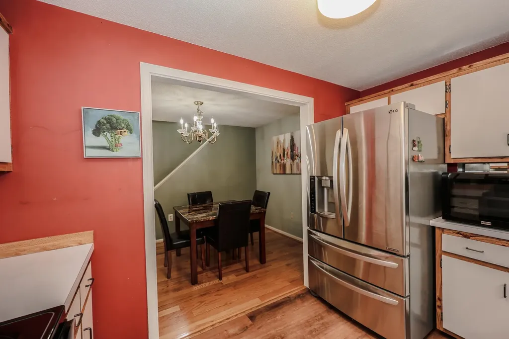 38 Winterwood Drive Londonderry NH 03053