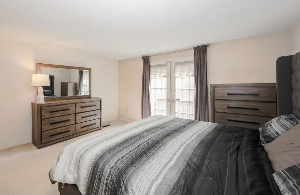 38 Winterwood Drive Londonderry NH 03053