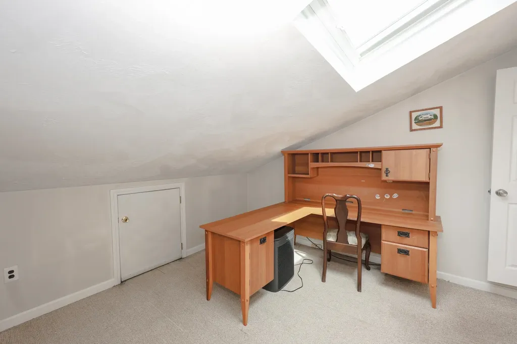 38 Winterwood Drive Londonderry NH 03053