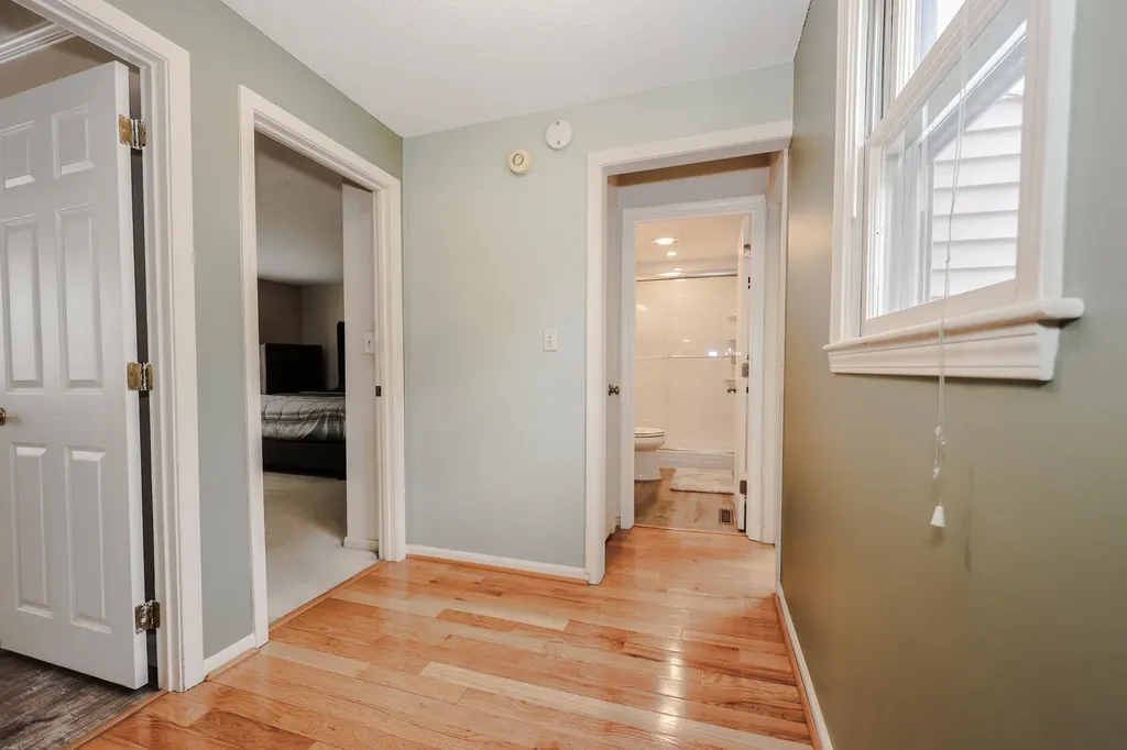 38 Winterwood Drive Londonderry NH 03053