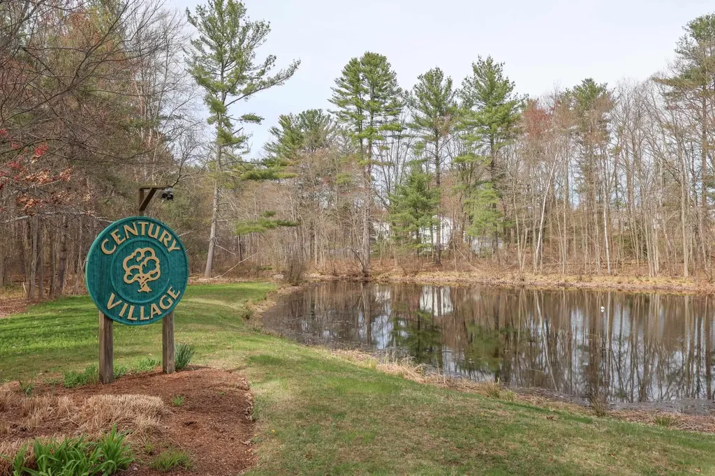 38 Winterwood Drive Londonderry NH 03053