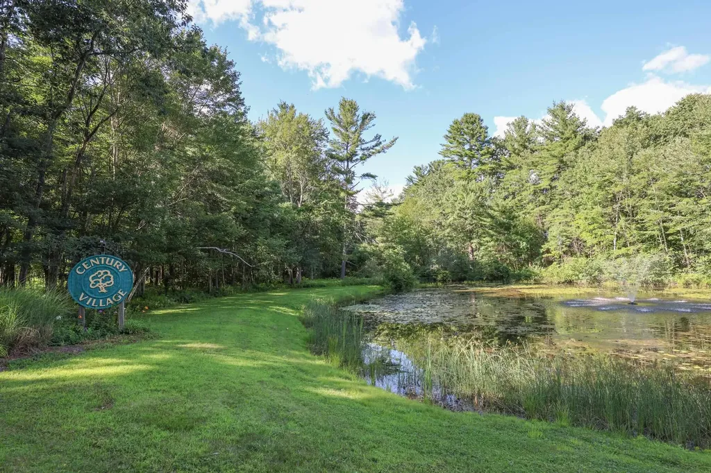 38 Winterwood Drive Londonderry NH 03053