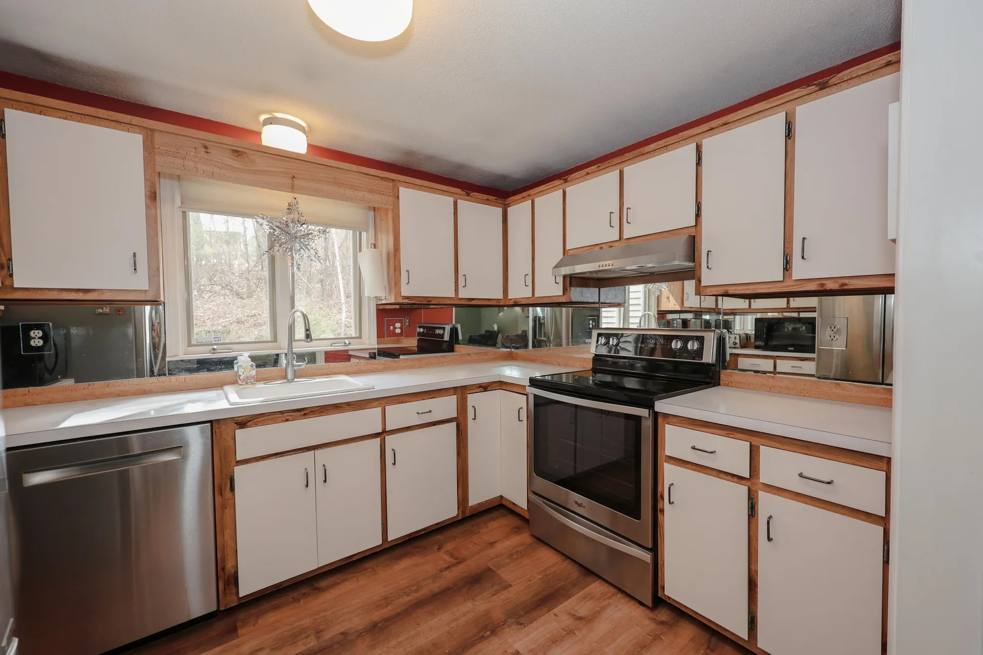 38 Winterwood Drive Londonderry NH 03053