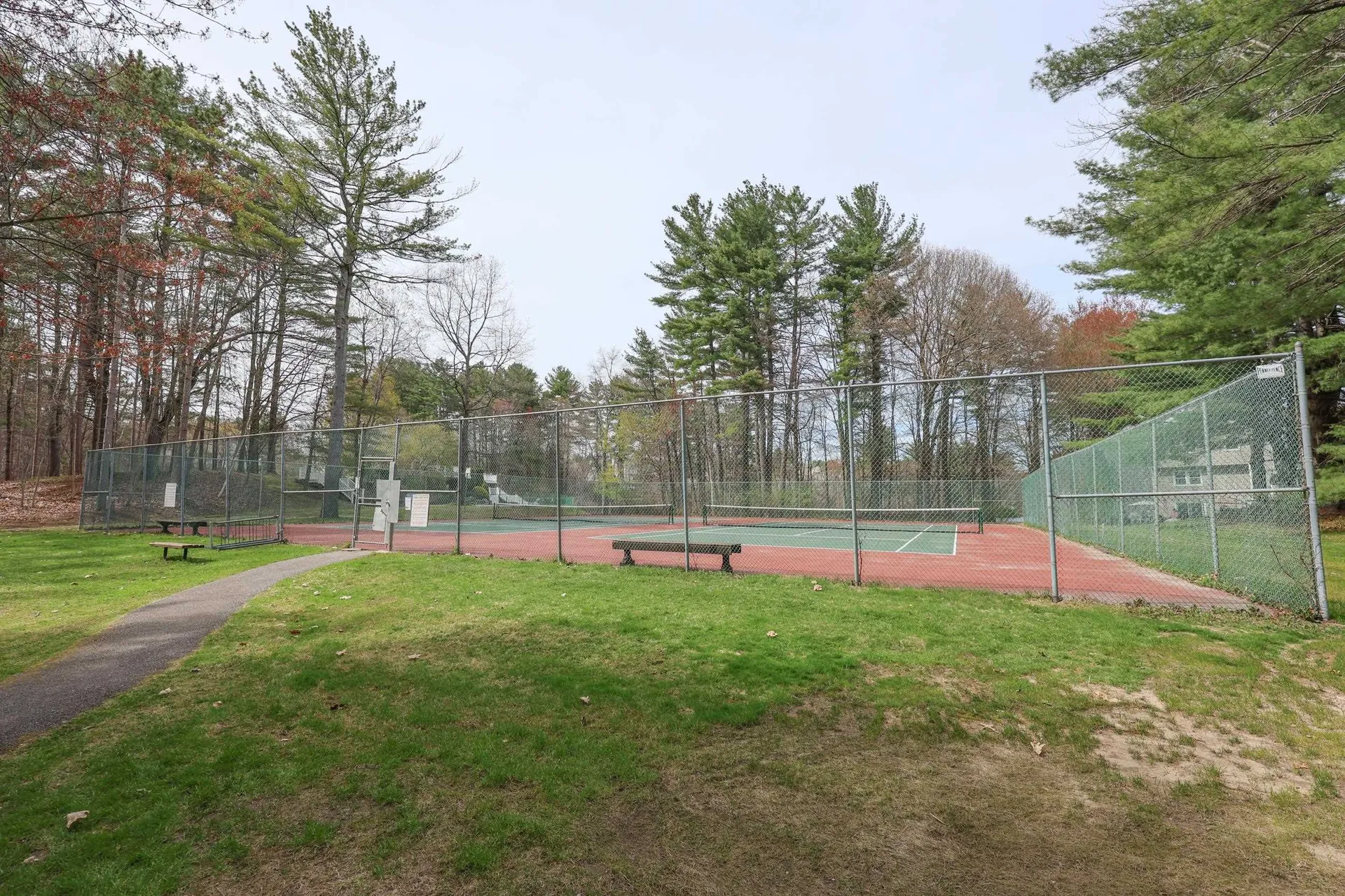 38 Winterwood Drive Londonderry NH 03053