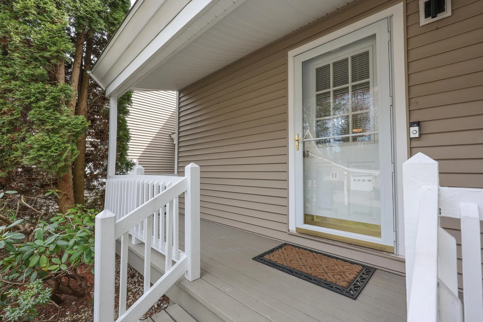 38 Winterwood Drive Londonderry NH 03053