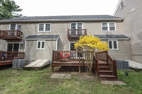38 Winterwood Drive Londonderry NH 03053