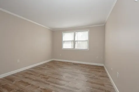 38 Winterwood Drive Londonderry NH 03053