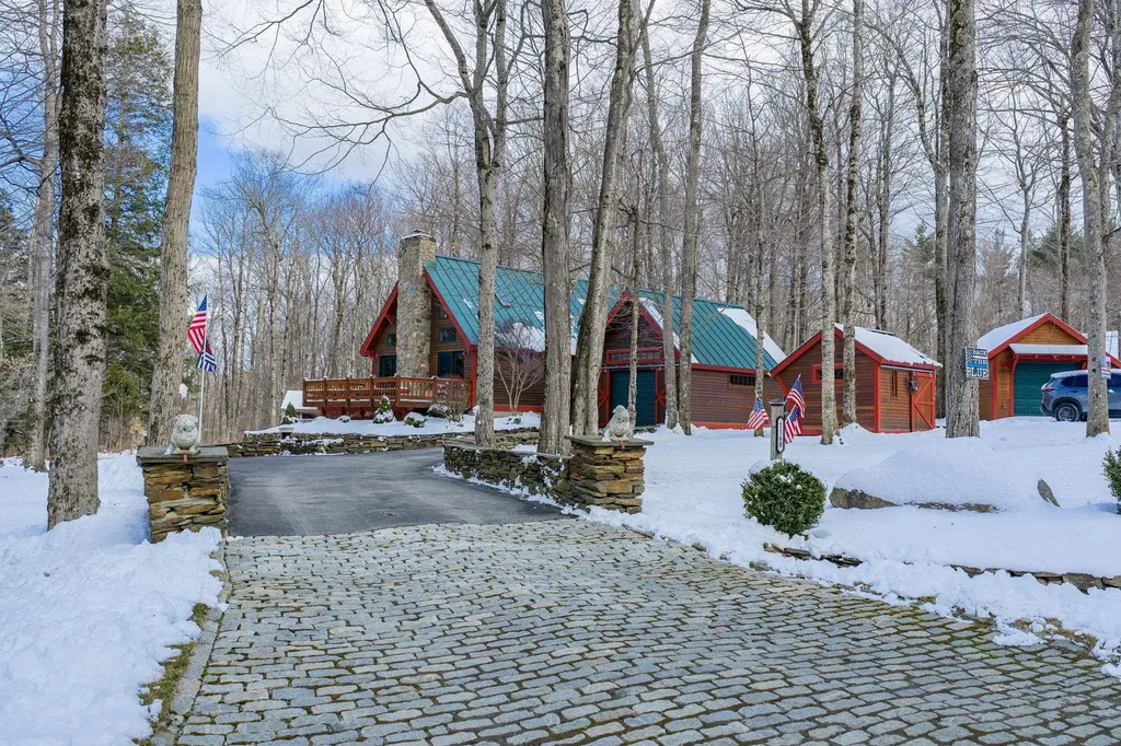 1160 Fowler Road Whitingham VT 05361