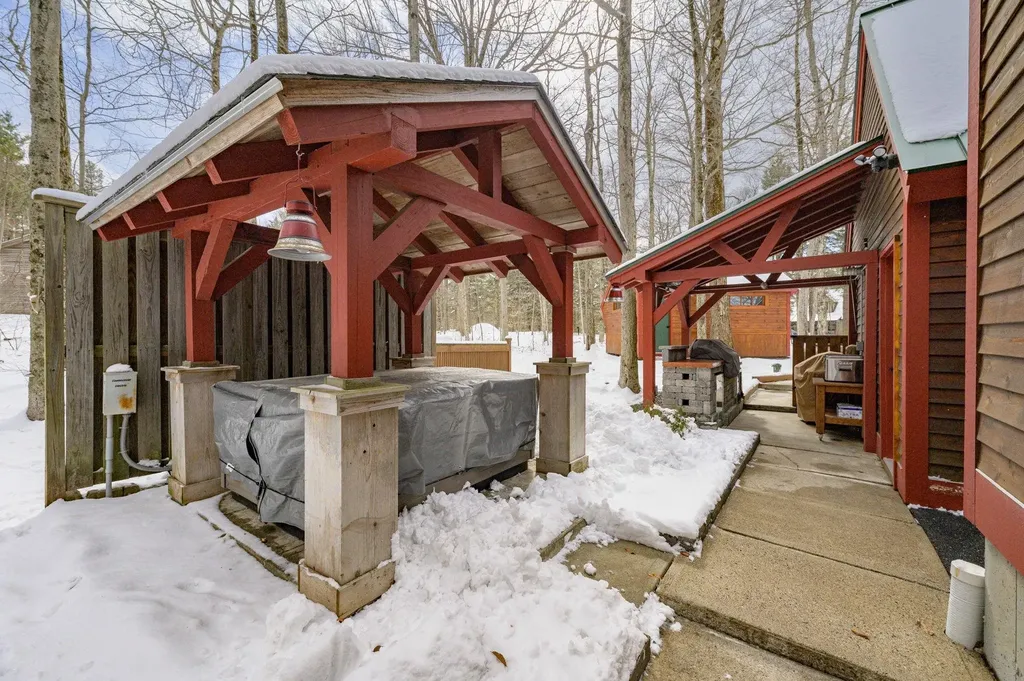 1160 Fowler Road Whitingham VT 05361