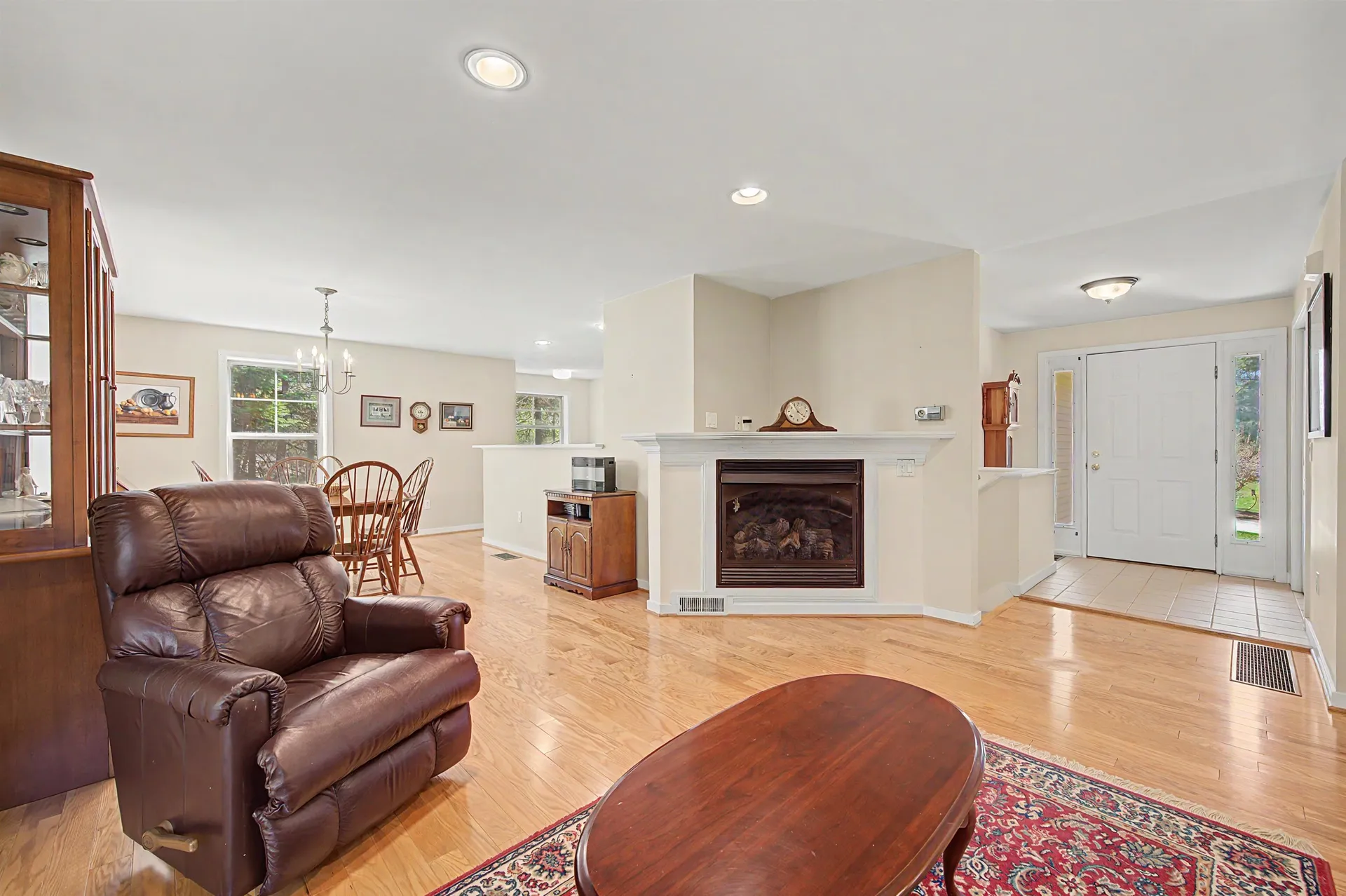 32 Cricenti Lane New London NH 03257